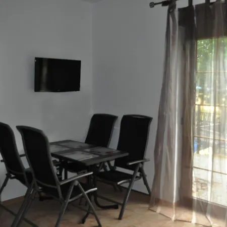 Aparthotel Osrodek Wypoczynkowy Raf-mil